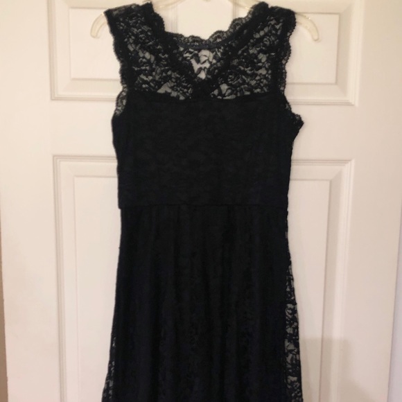 Paper Dolls Black Lace Dress - Picture 1 of 5